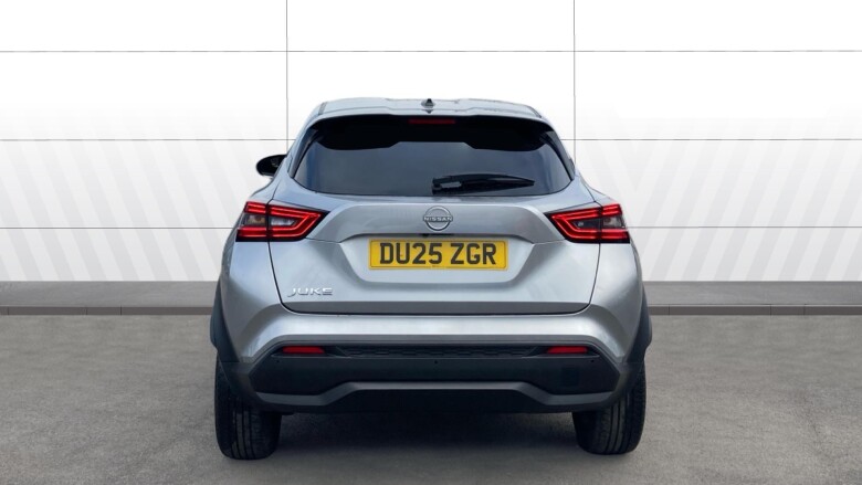 Nissan Juke 1.0 DiG-T N-Connecta 5dr Petrol Hatchback